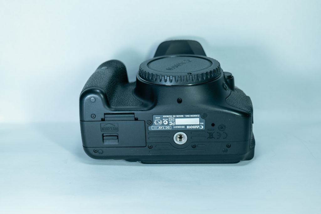 KISS X5 下面画像