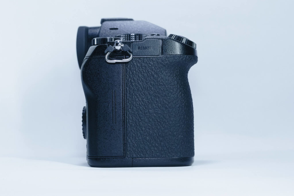 LUMIX DC-S5右面写真