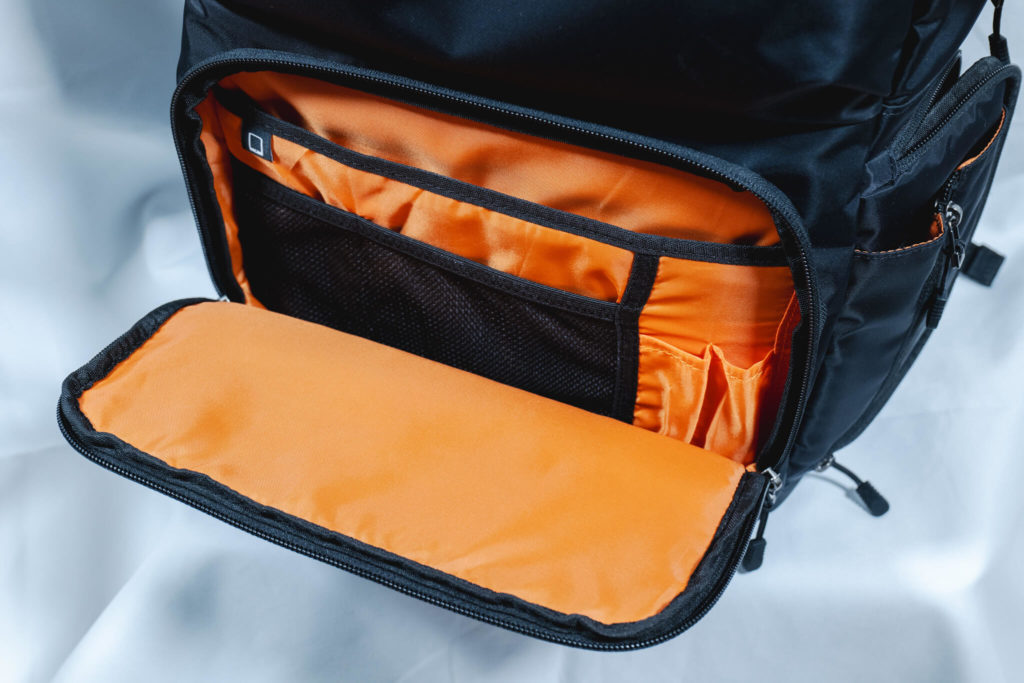 ハクバ プラスシェル ブロス バックパック M正面下