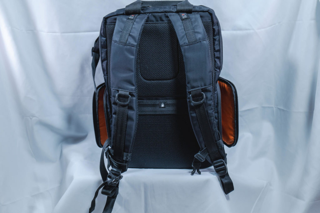 ハクバ プラスシェル ブロス バックパック M裏面