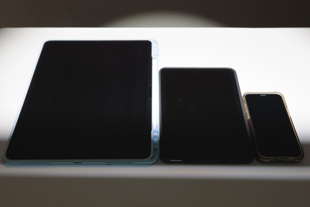 ipad air 13インチ ipad mini 7 iPhone 12 miniの比較